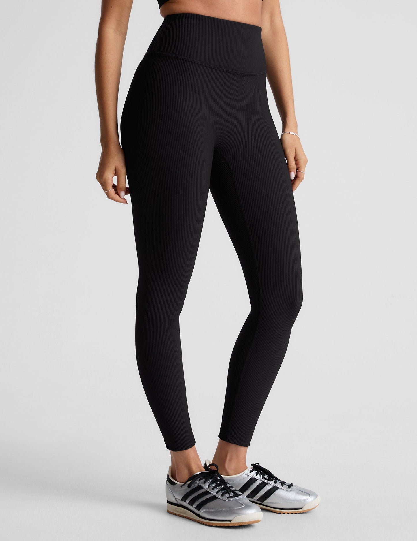 Impulse Ribbed Leggings: High-Waisted, Seamless, Midi-Length Activewear for Ultimate Comfort