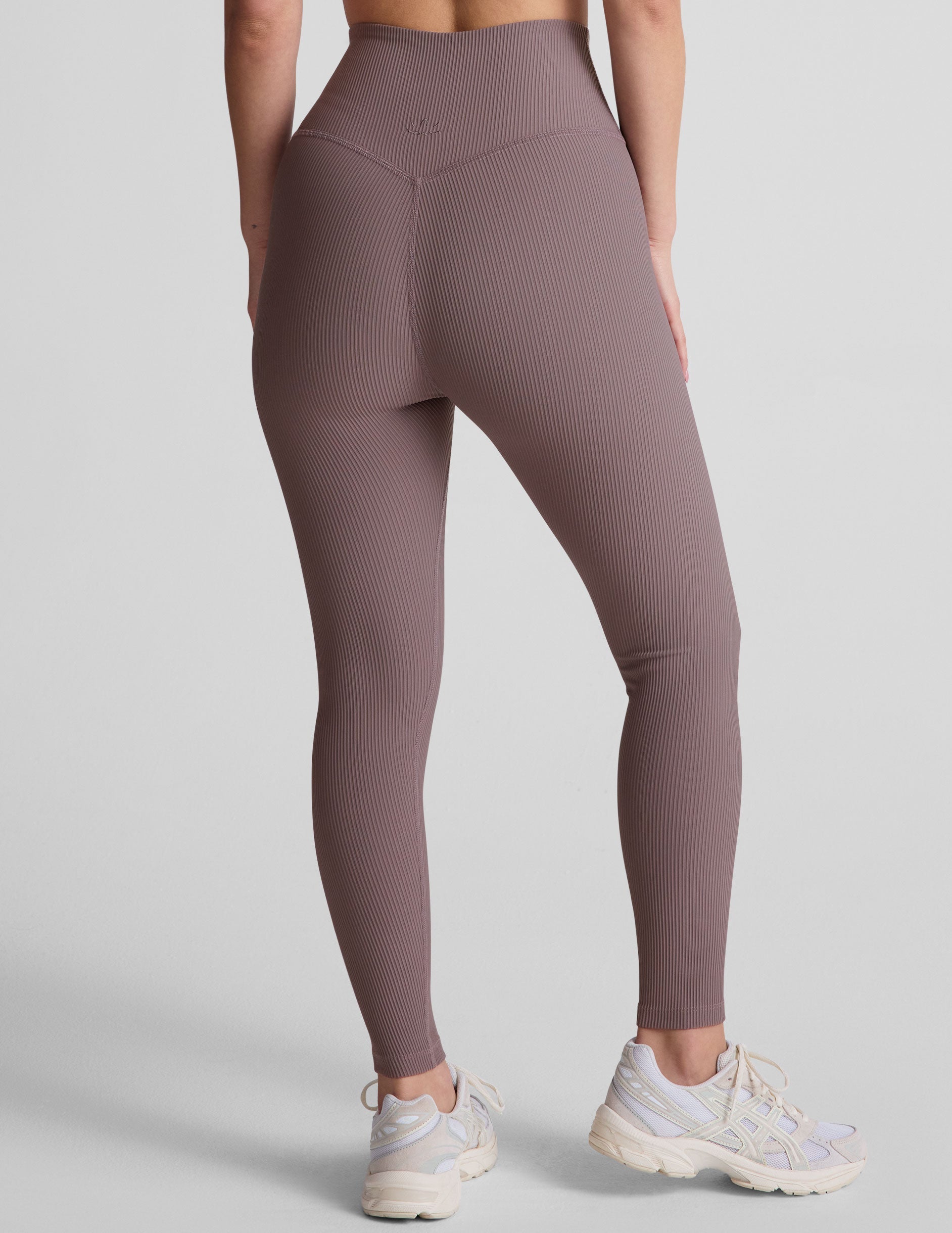 Beyond Yoga Impulse Ribbed Active Leggings: High-Waisted, Seamless, Midi Length Comfort
