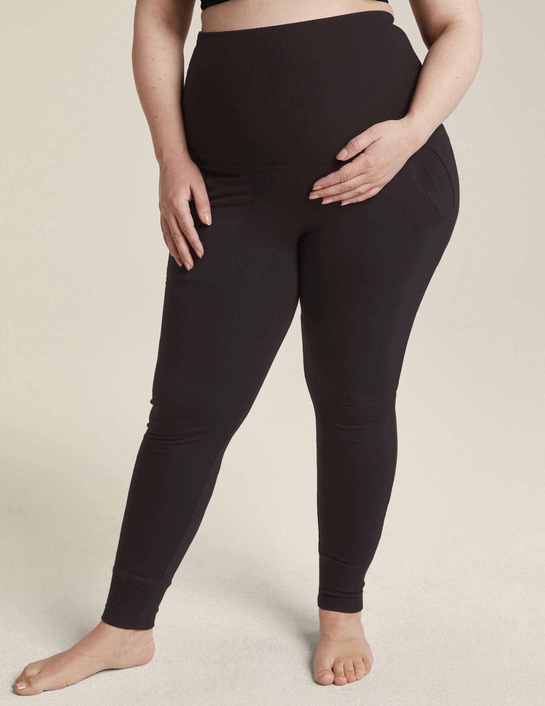 Luxurious Cozy Fleece Maternity Sweatpants: Fold-Over Waistband, Relaxed Fit, Ultimate Comfort