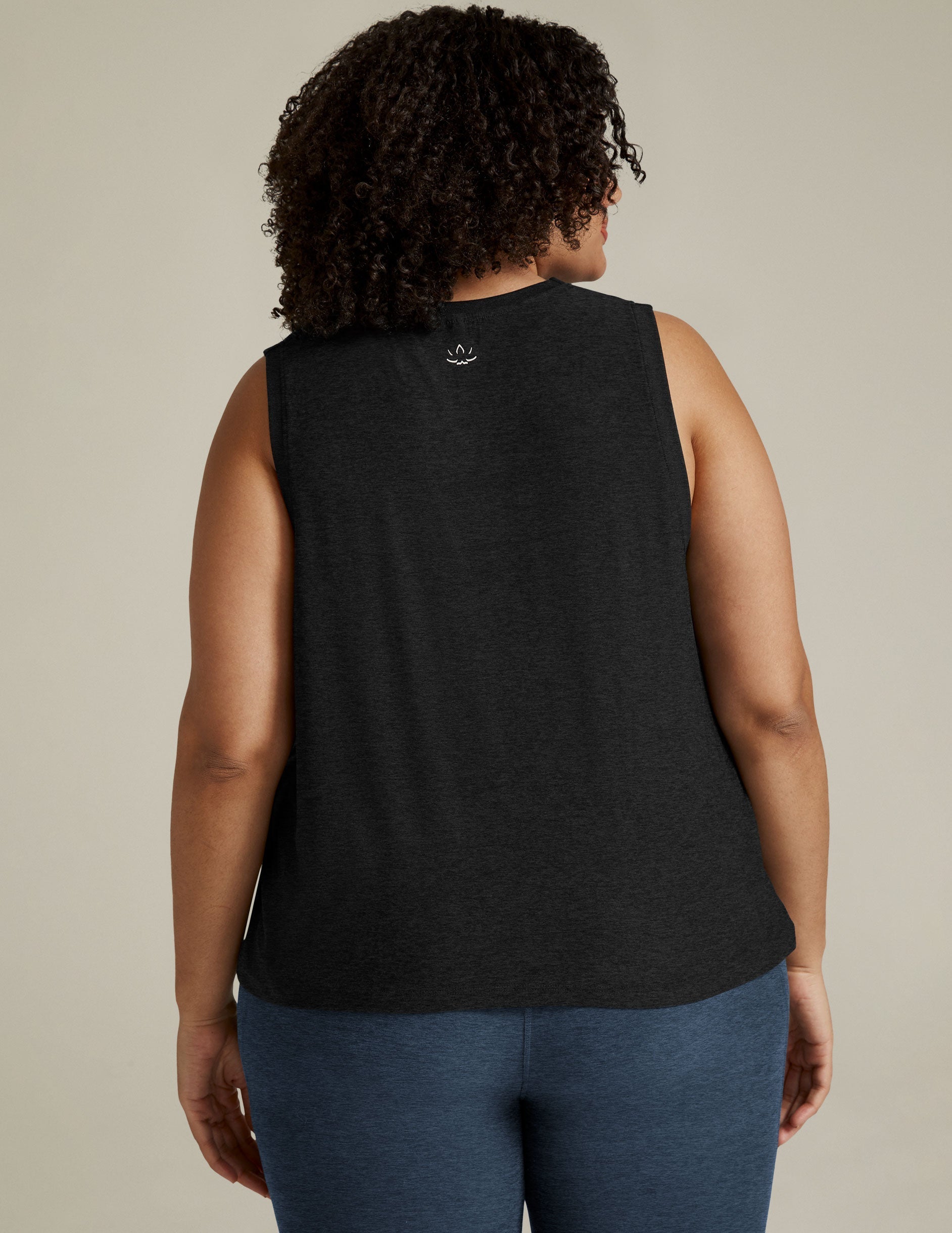 Lightweight Featherweight Rebalance Tank Top: Relaxed Fit, Breathable Performance Apparel