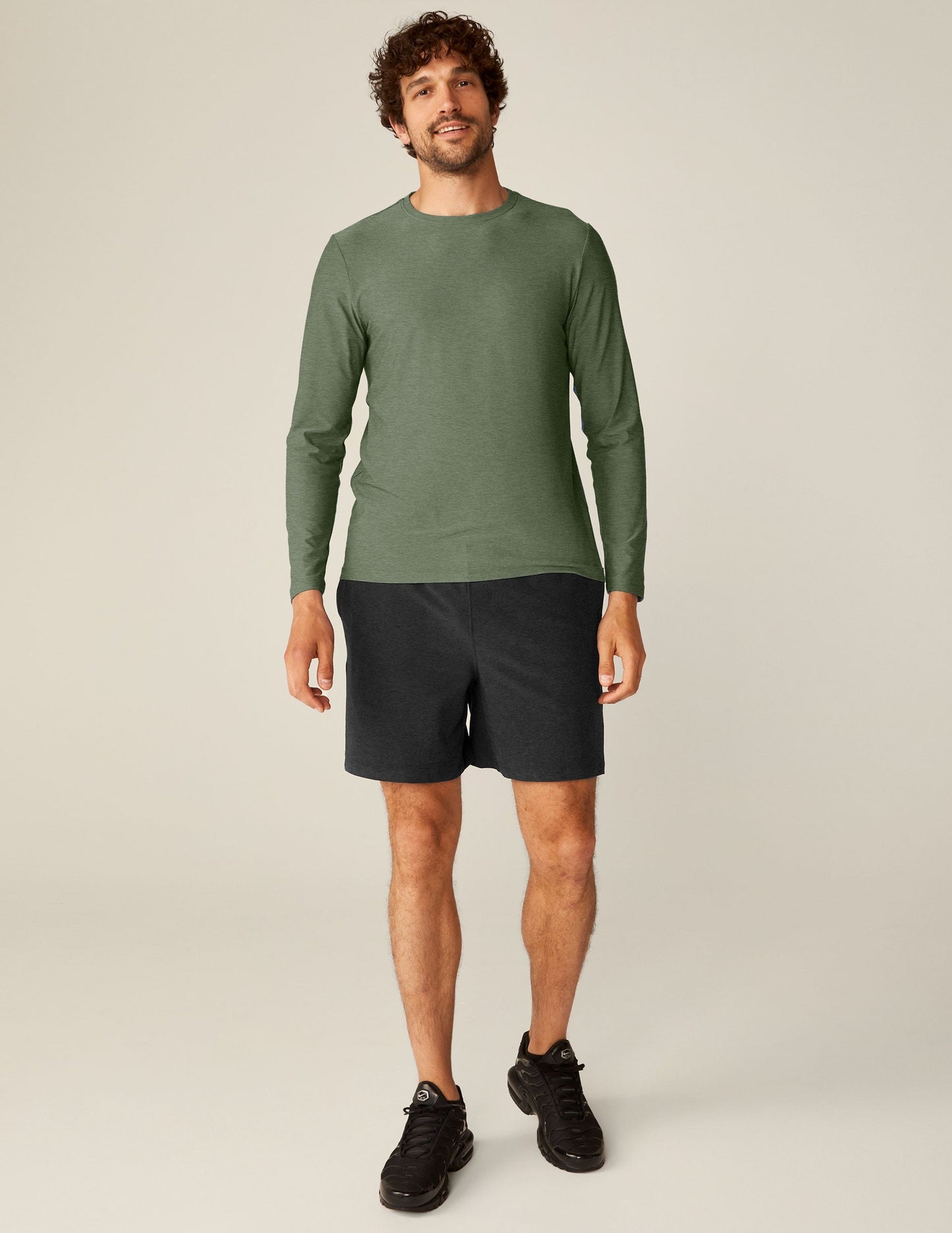 Men's Always Beyond Featherweight Long Sleeve Crew 2.0 Heather Green Performance Shirt