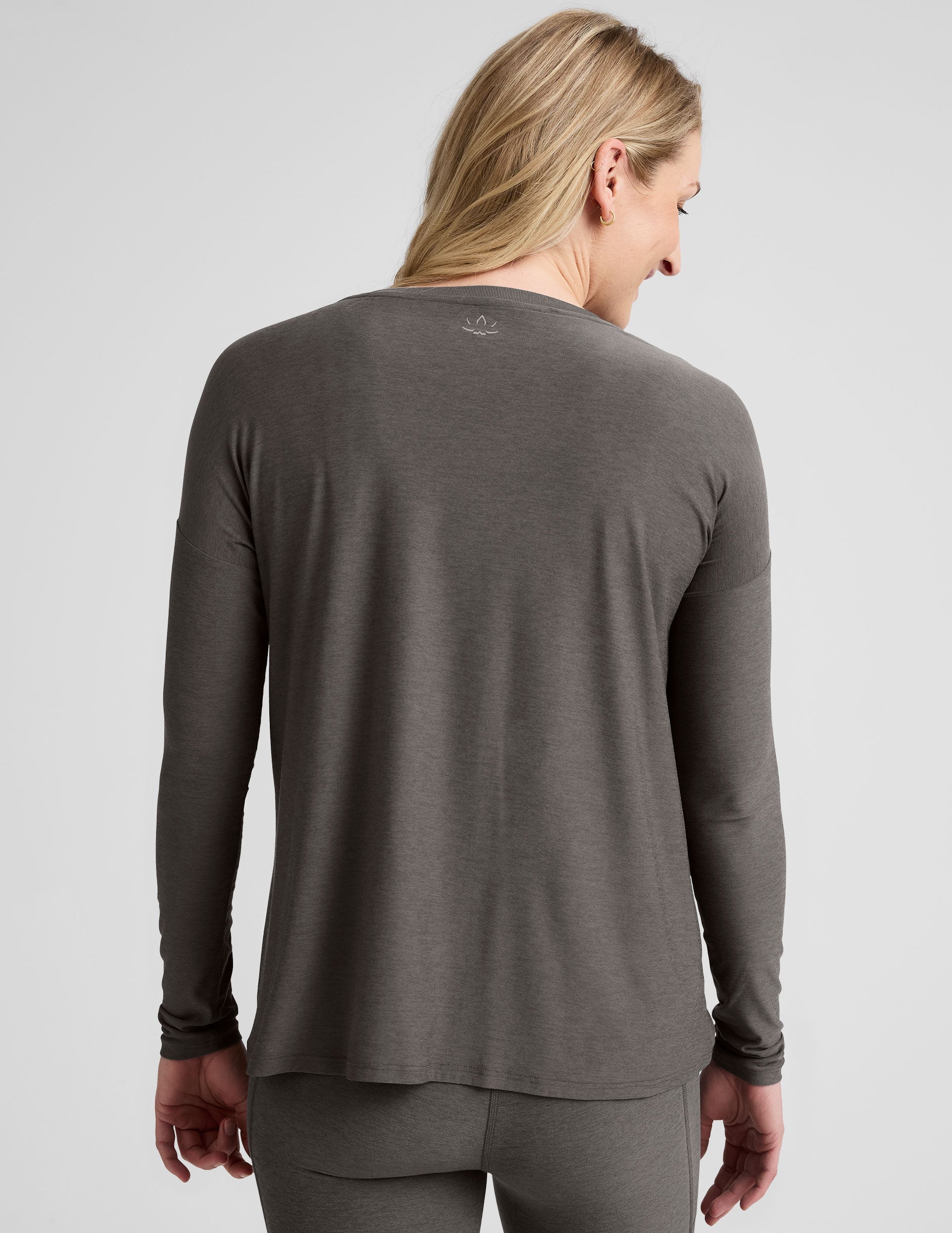Ultra-Soft Featherweight Maternity Long Sleeve Top for Pregnancy & Postpartum Comfort