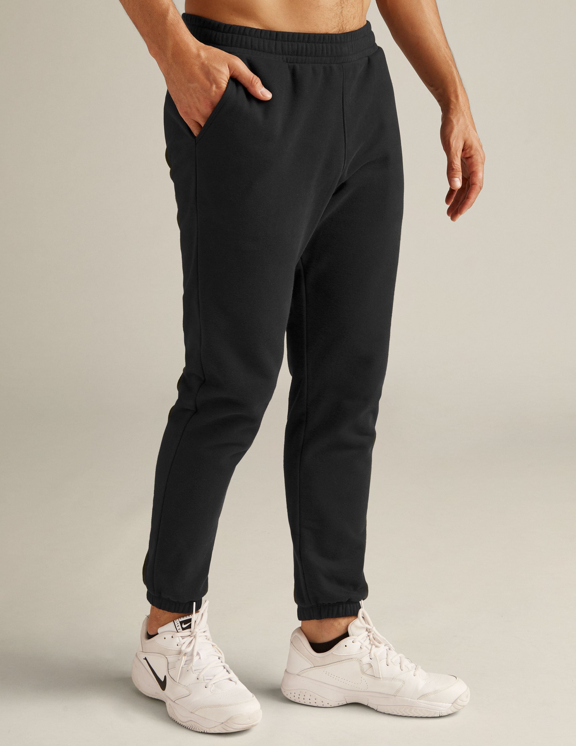 Premium Men's LuxeFleece Sweatpants: Comfortable, Stylish, Relaxed Fit Joggers with Pockets