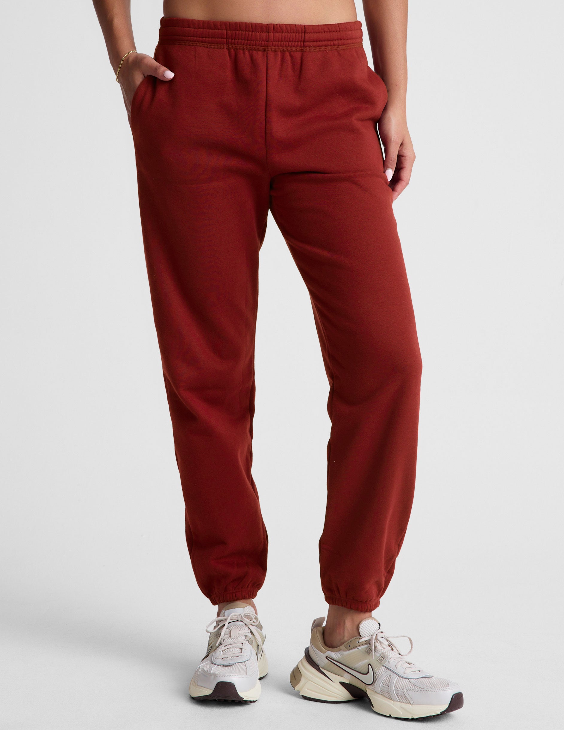 Plush LuxeFleece Jogger Sweatpants: Mid-Rise, Relaxed Fit, Ultimate Comfort & Style