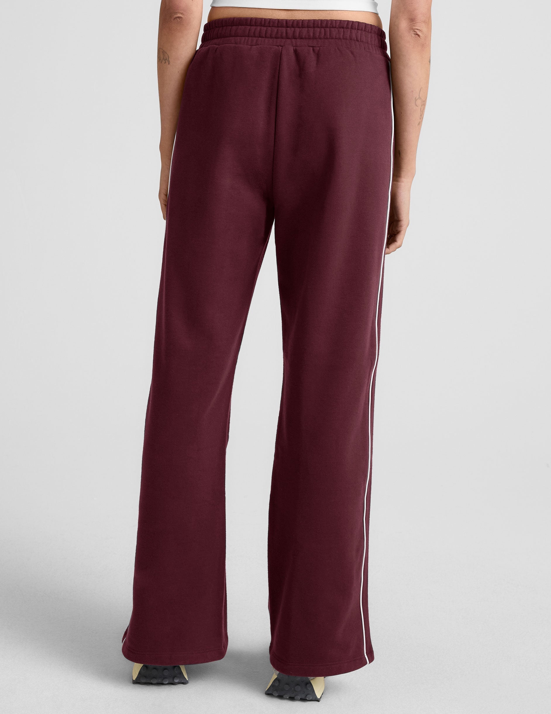 LuxeFleece Piper Wide Leg Pant: Cozy Mid-Rise Track Style with Piping Trim