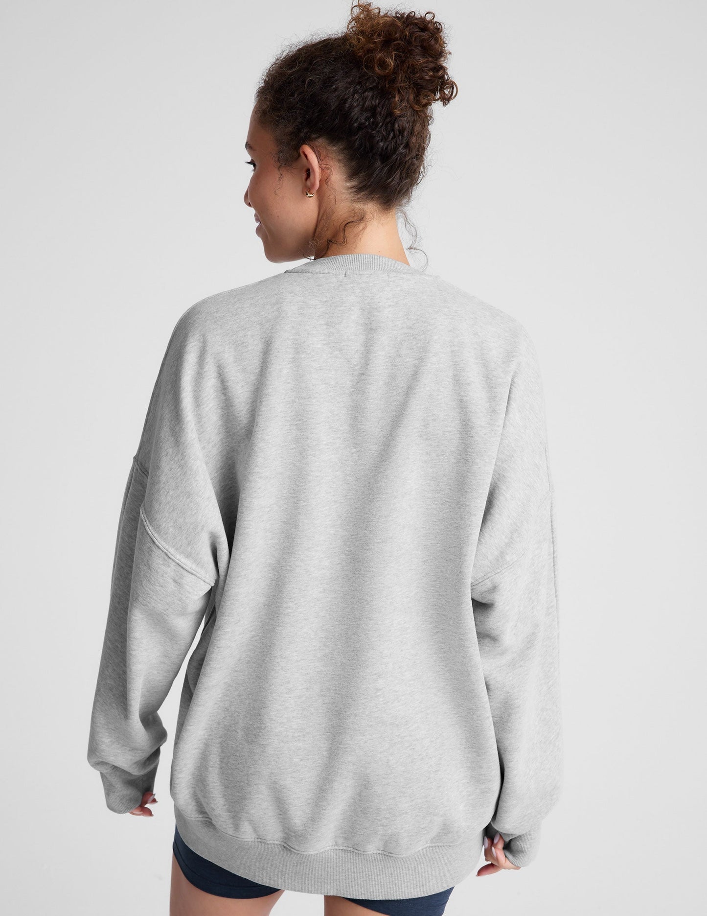 Luxurious Soft Oversized LuxeFleece Sweatshirt for Ultimate Cozy Comfort and Style