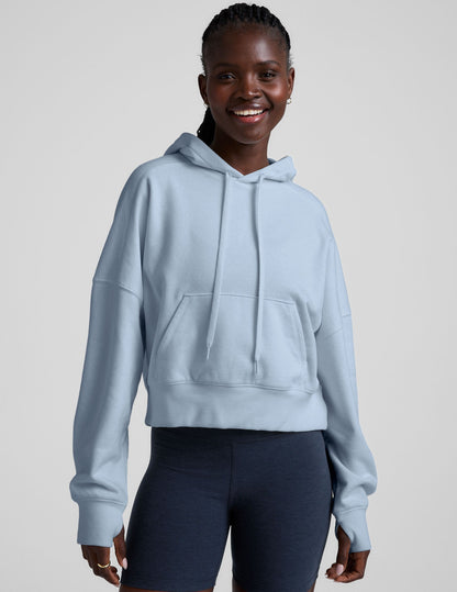 LuxeFleece Cropped Hoodie: Cozy Comfort, Thumbholes, Kangaroo Pocket, Relaxed Fit