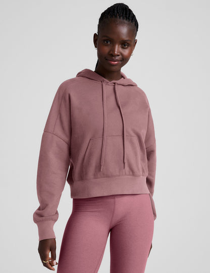 LuxeFleece Cropped Hoodie: Cozy Relaxed Fit with Thumbholes & Kangaroo Pocket