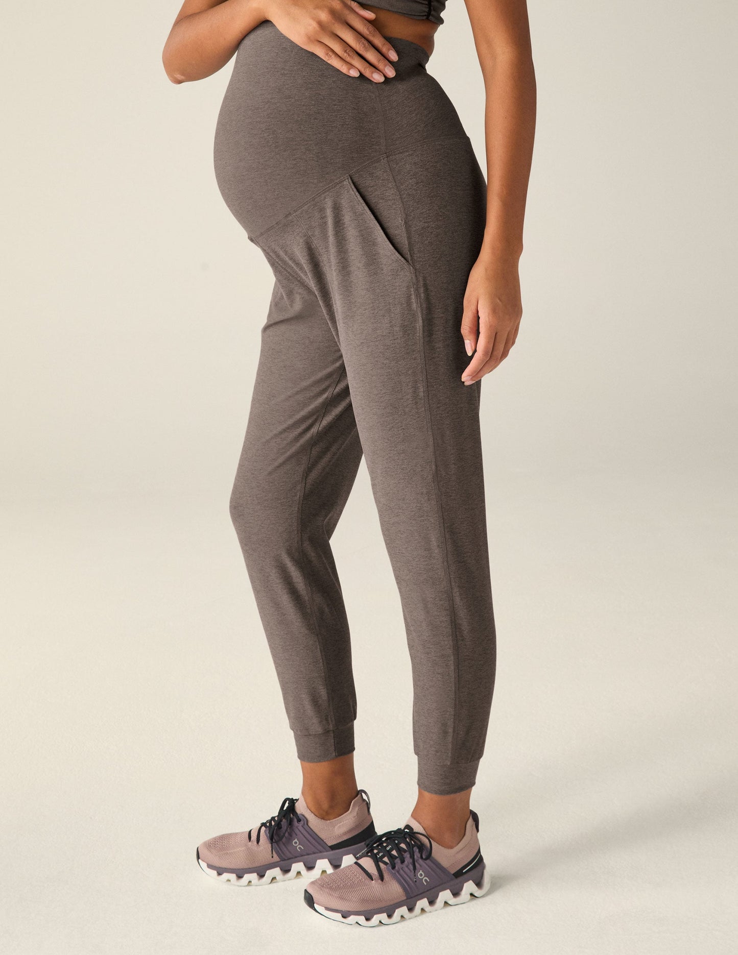 Spacedye Beyond the Bump Maternity Midi Jogger: Ultra-Soft High-Rise Athleisure Comfort