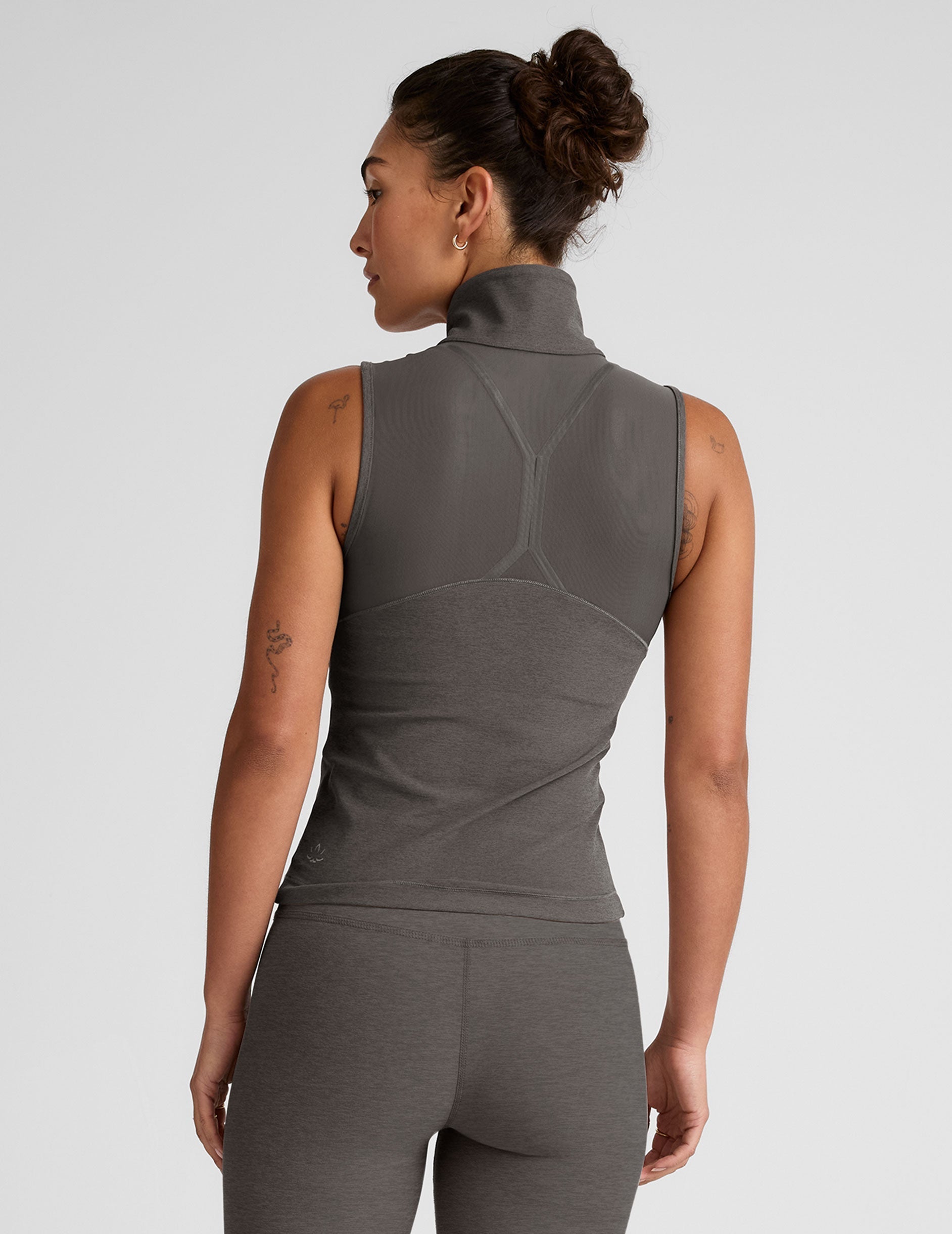 Venice Athletic Zip-Up Vest with Mesh Back, Secure Pockets, Stylish Performance