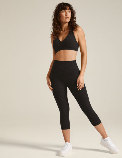 Spacedye High-Waisted Capri Leggings: Breathable Performance with Convenient Side Pockets