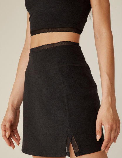 Spacedye Allure Mini Skirt with Elegant Lace Trim, Comfortable Stretch Fabric