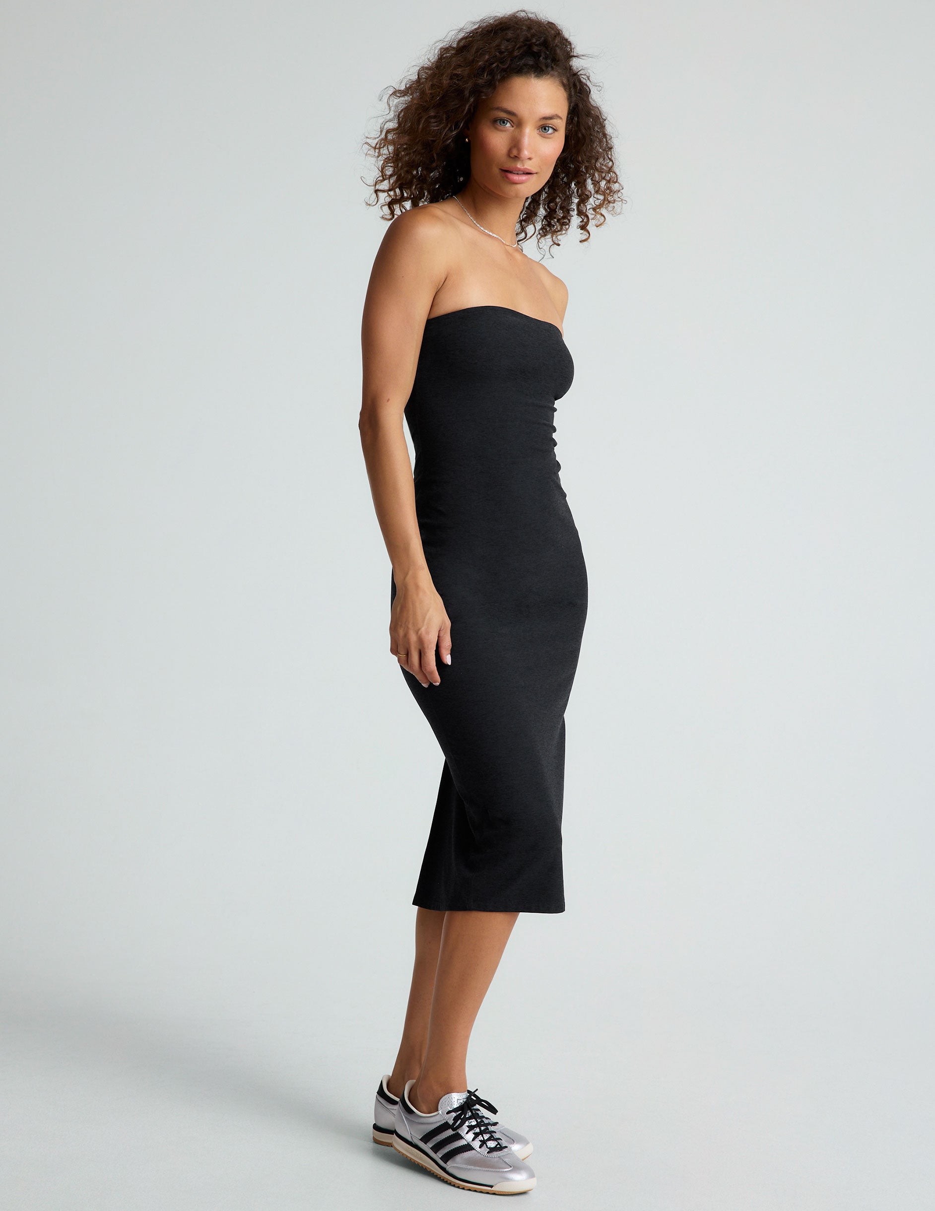 Luxurious Spacedye Strapless Midi Dress: Soft, Fitted, Versatile, Travel-Ready, Elegant Black
